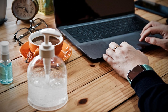 Lo smart working può aumentare il rischio di isolamento sociale